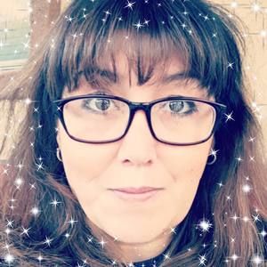 Meet your Posher, Angie